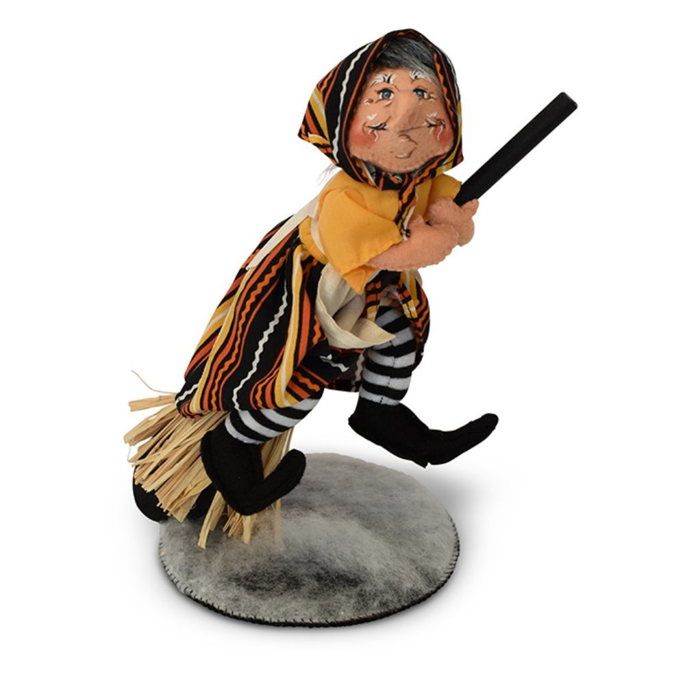 NWT Annalee Rare Retired 2018 Flying Witch